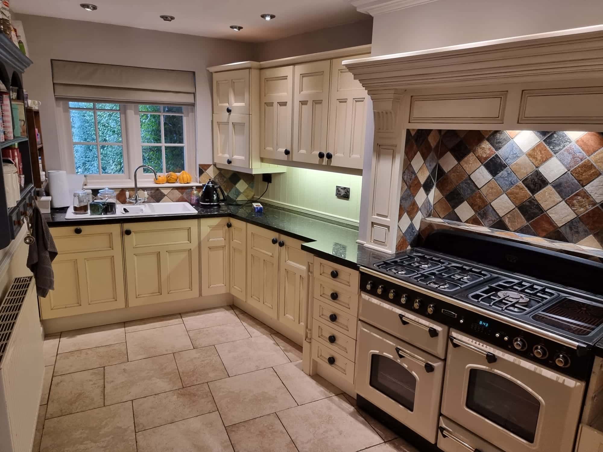 kitchen spraying