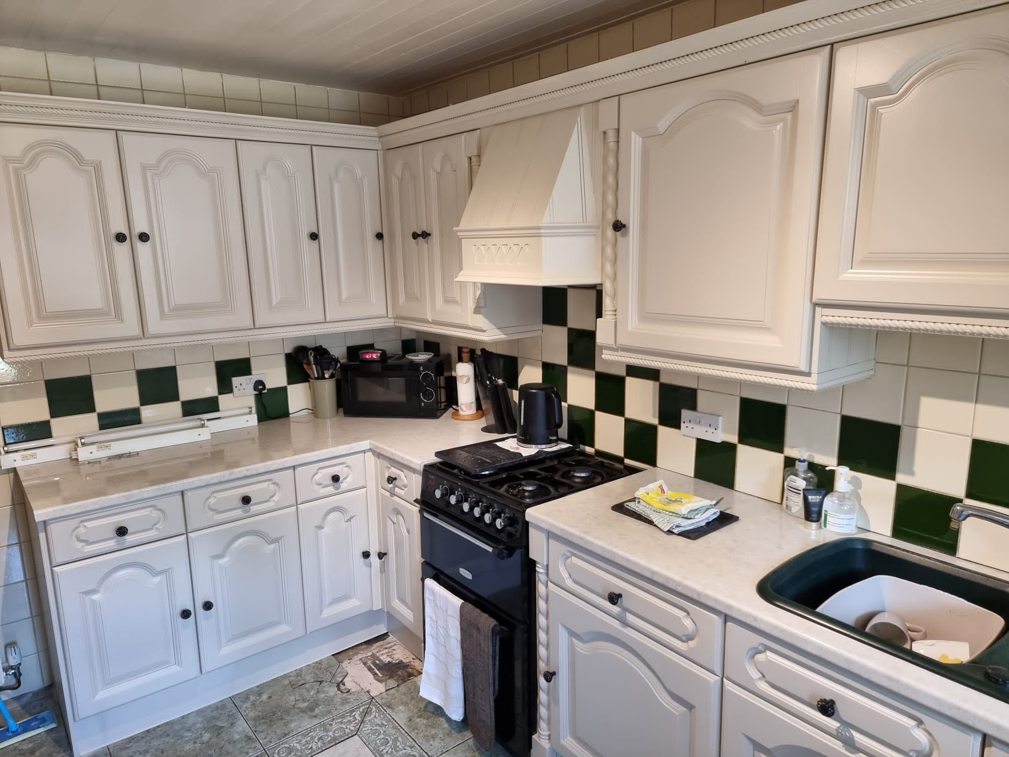 kitchen respraying