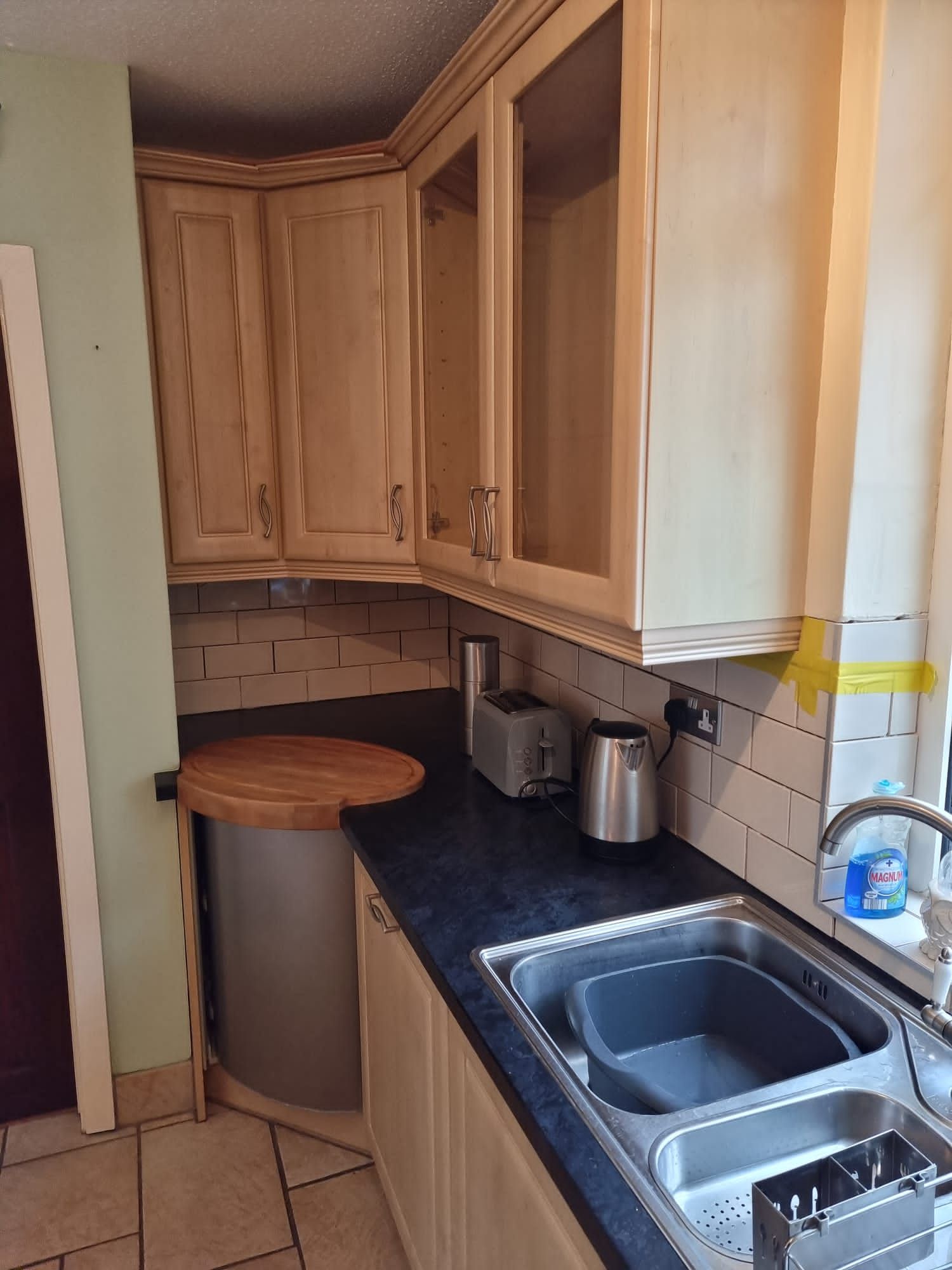 kitchen spraying