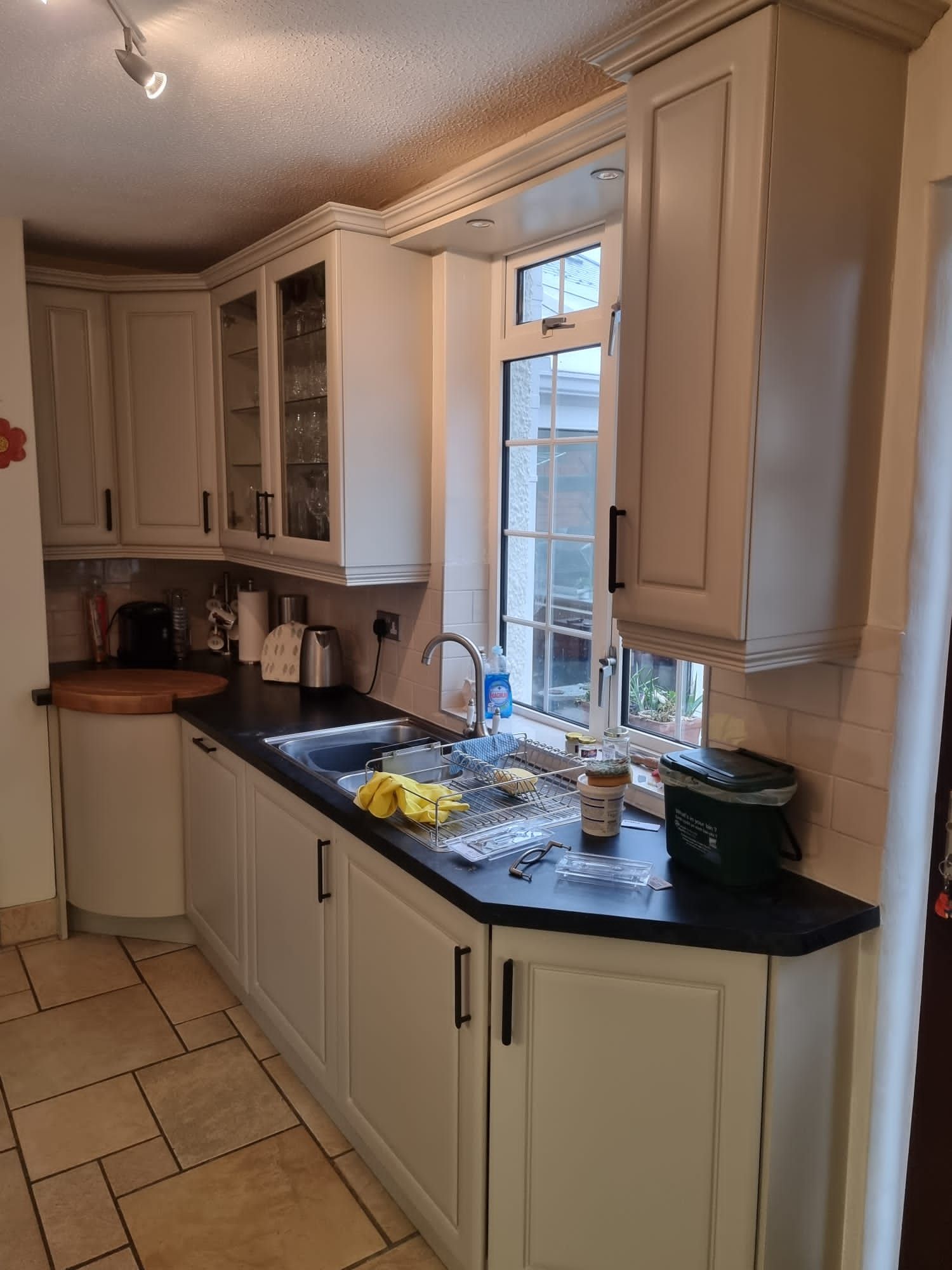 kitchen spraying