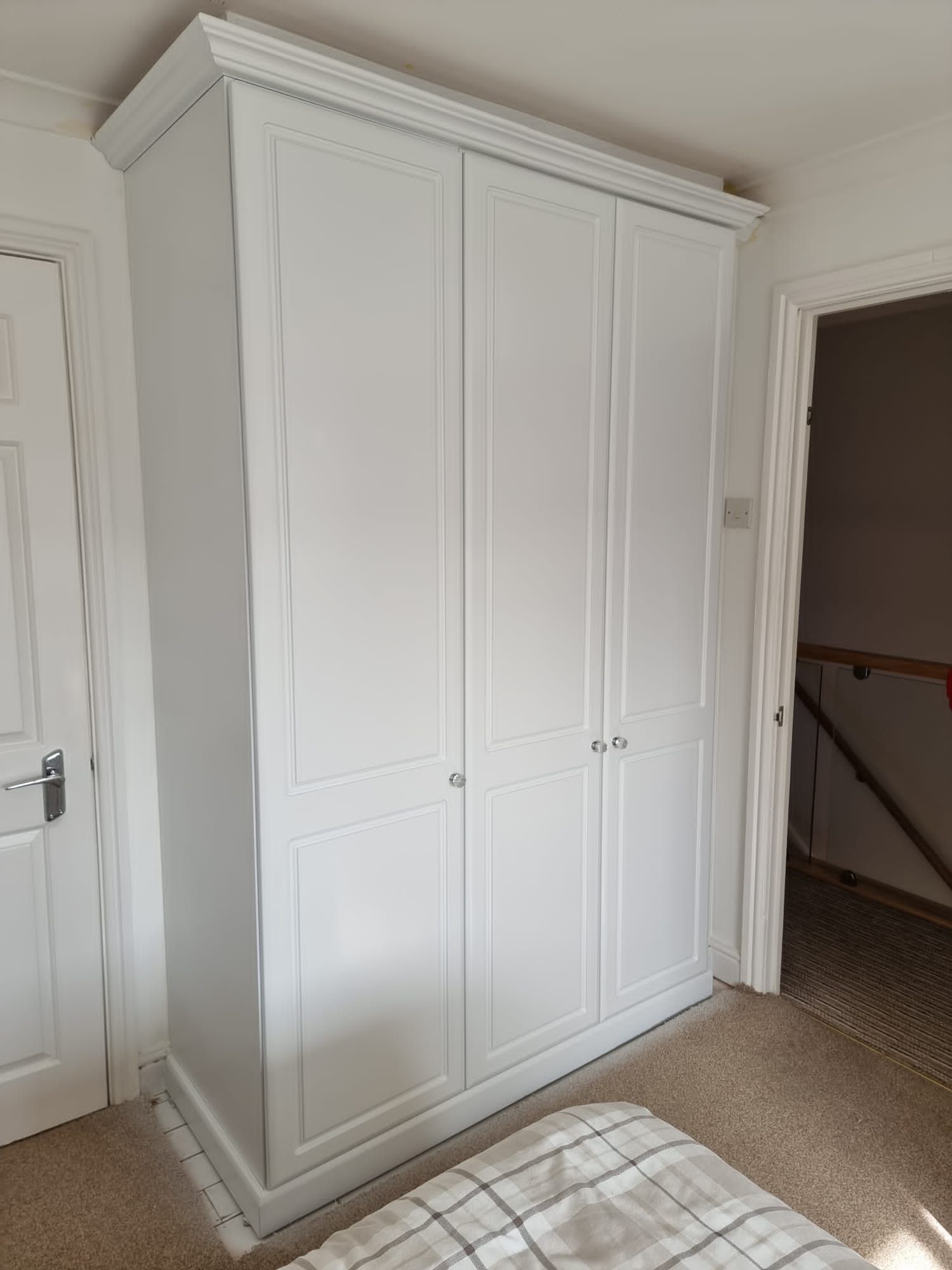 cupboard painting