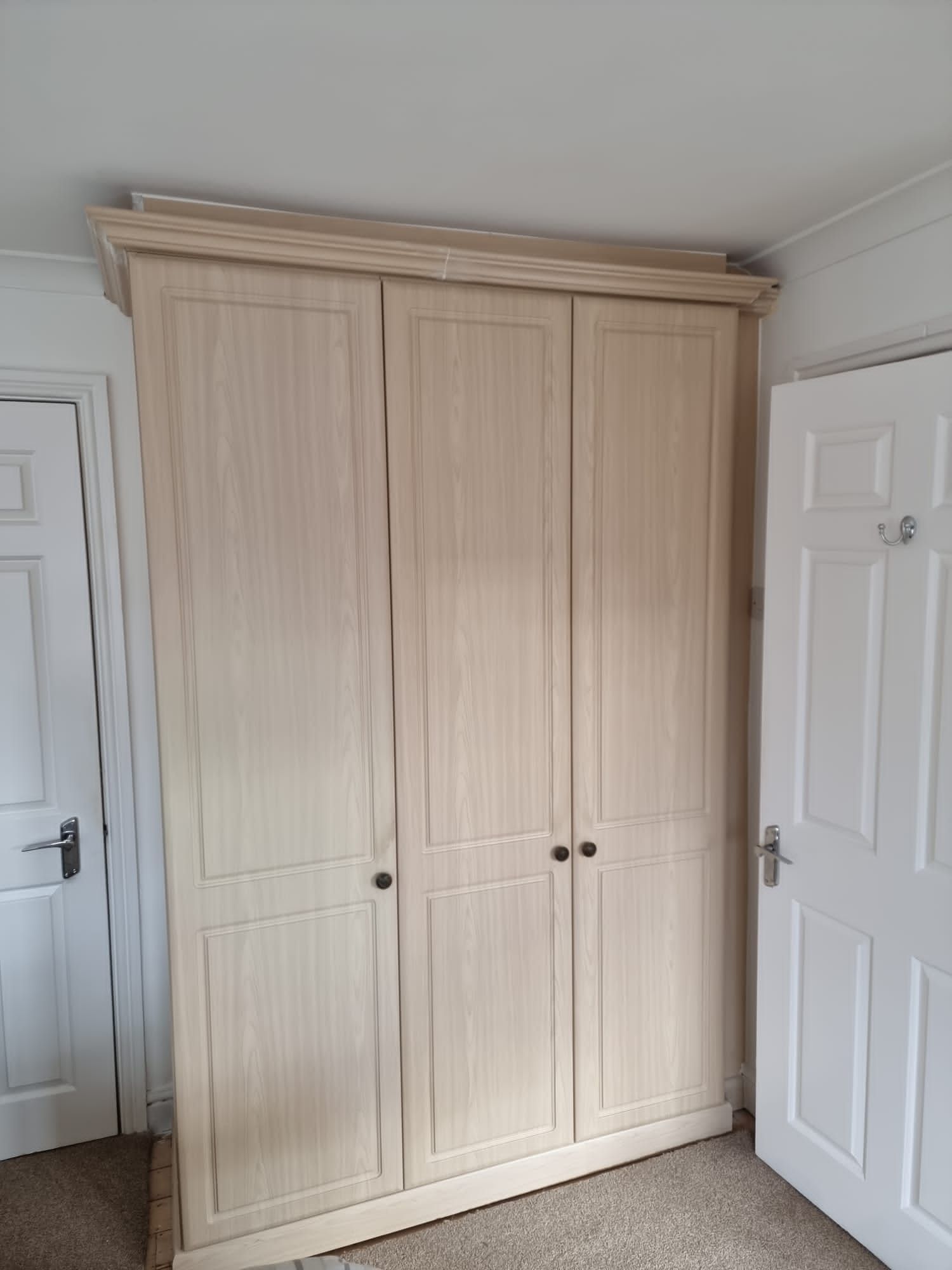 cupboard painting