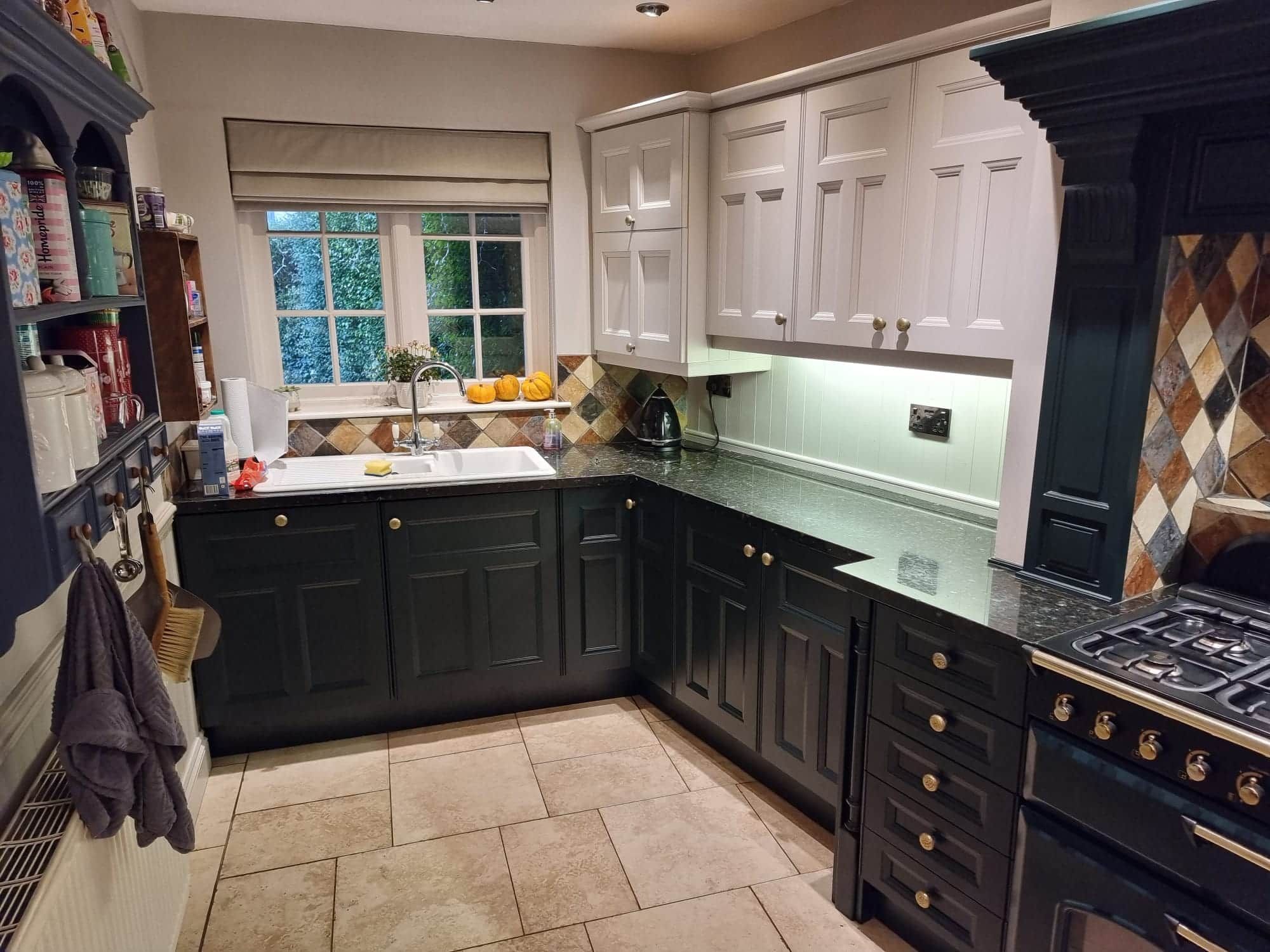 kitchen spraying