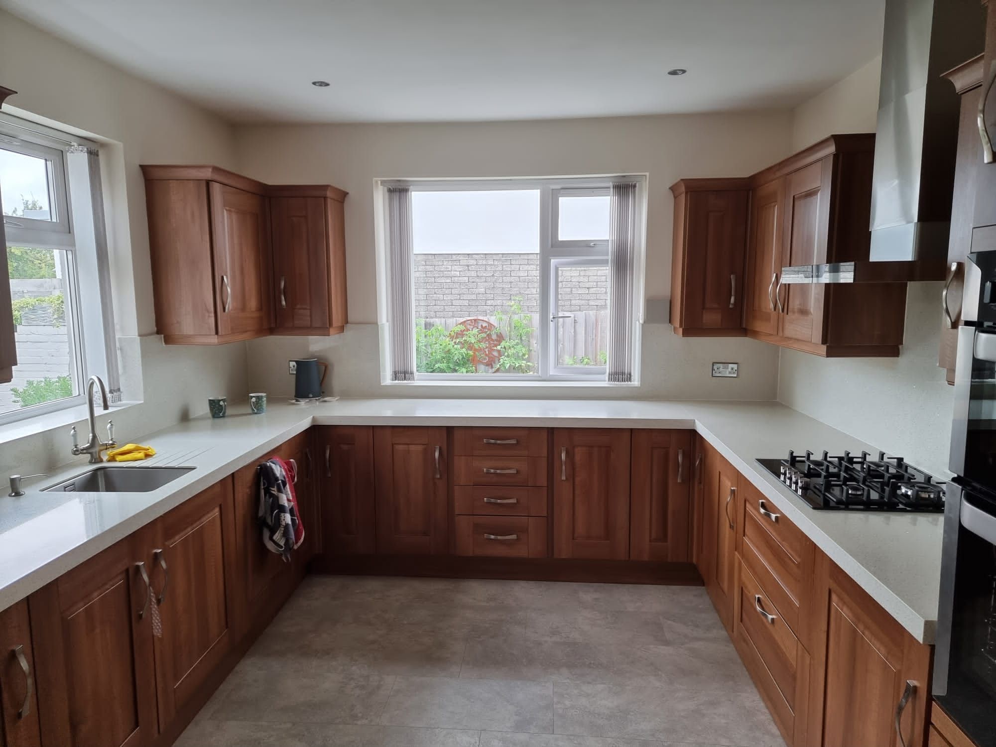 kitchen spraying