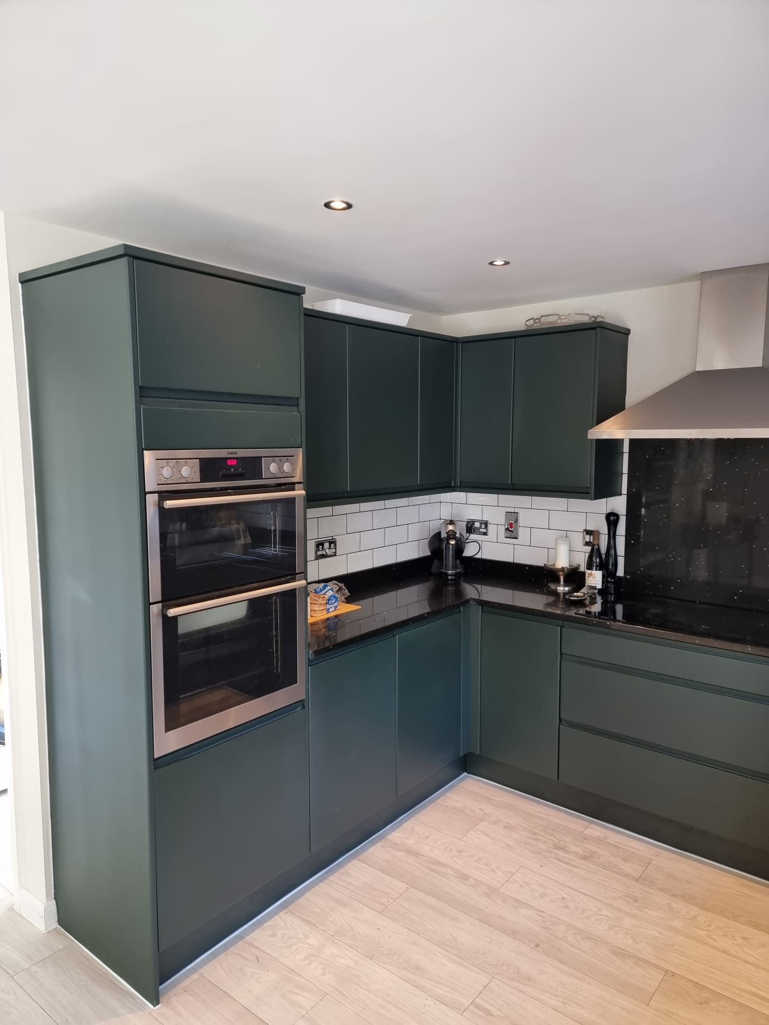 kitchen spraying