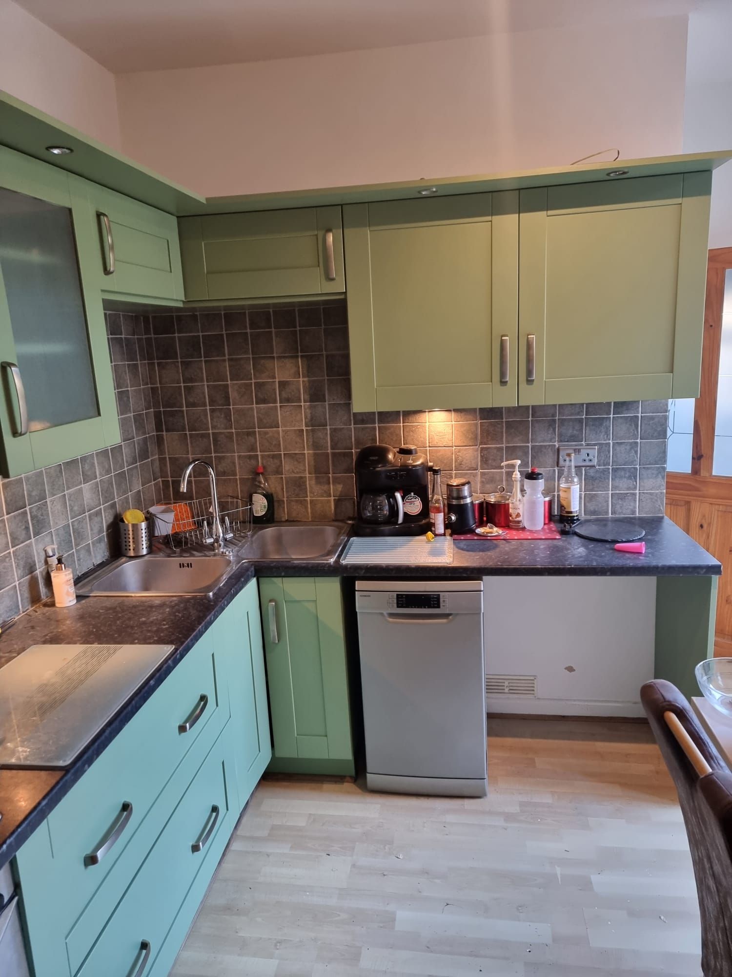kitchen respraying