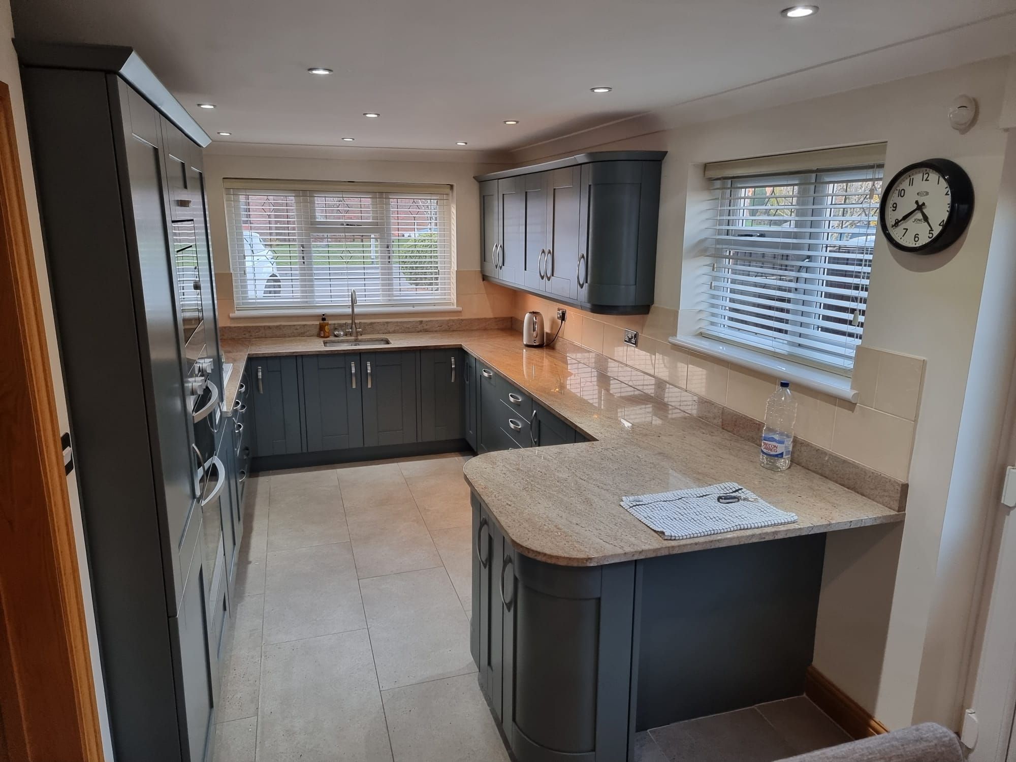 kitchen spraying