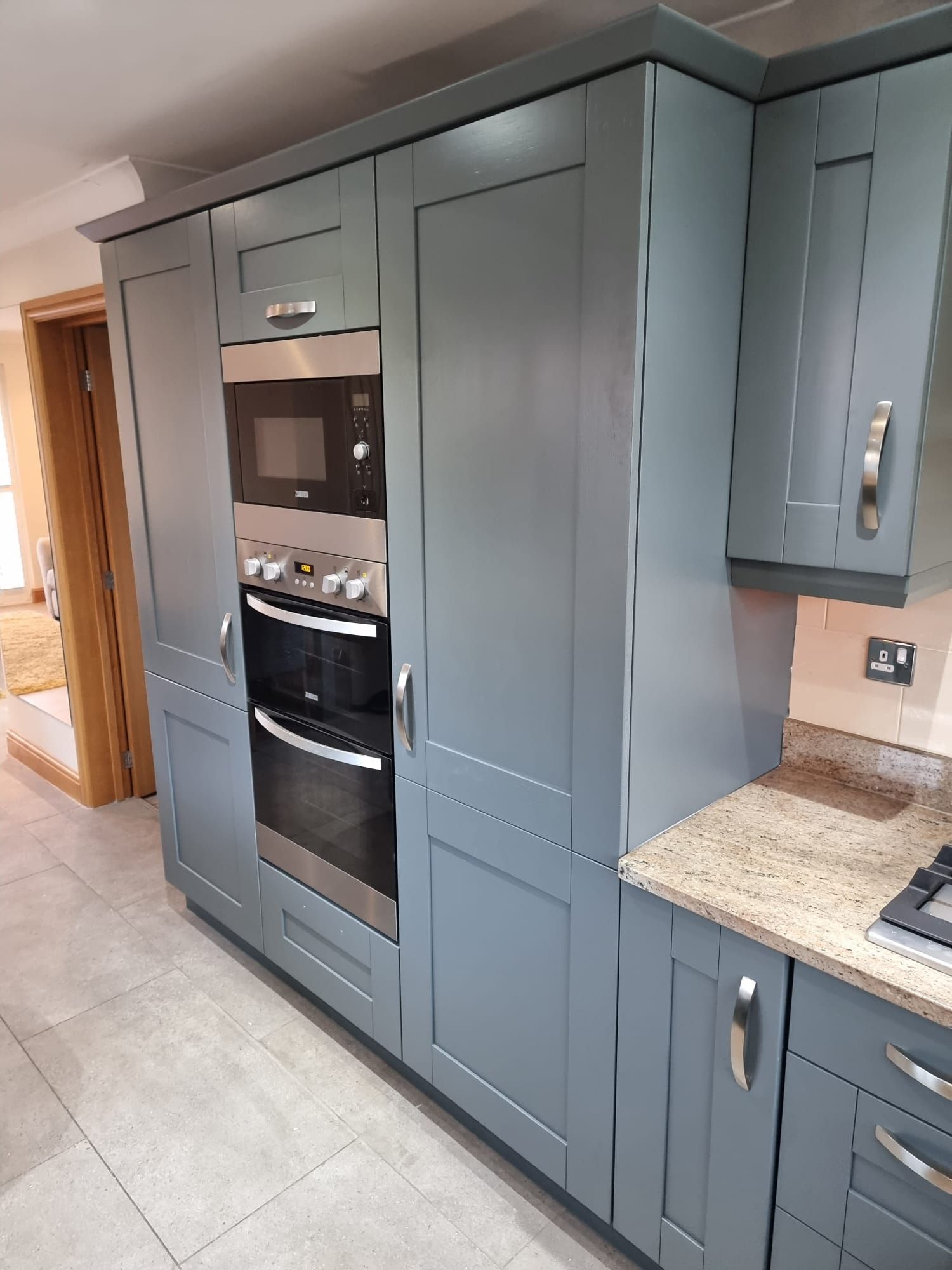 kitchen spraying